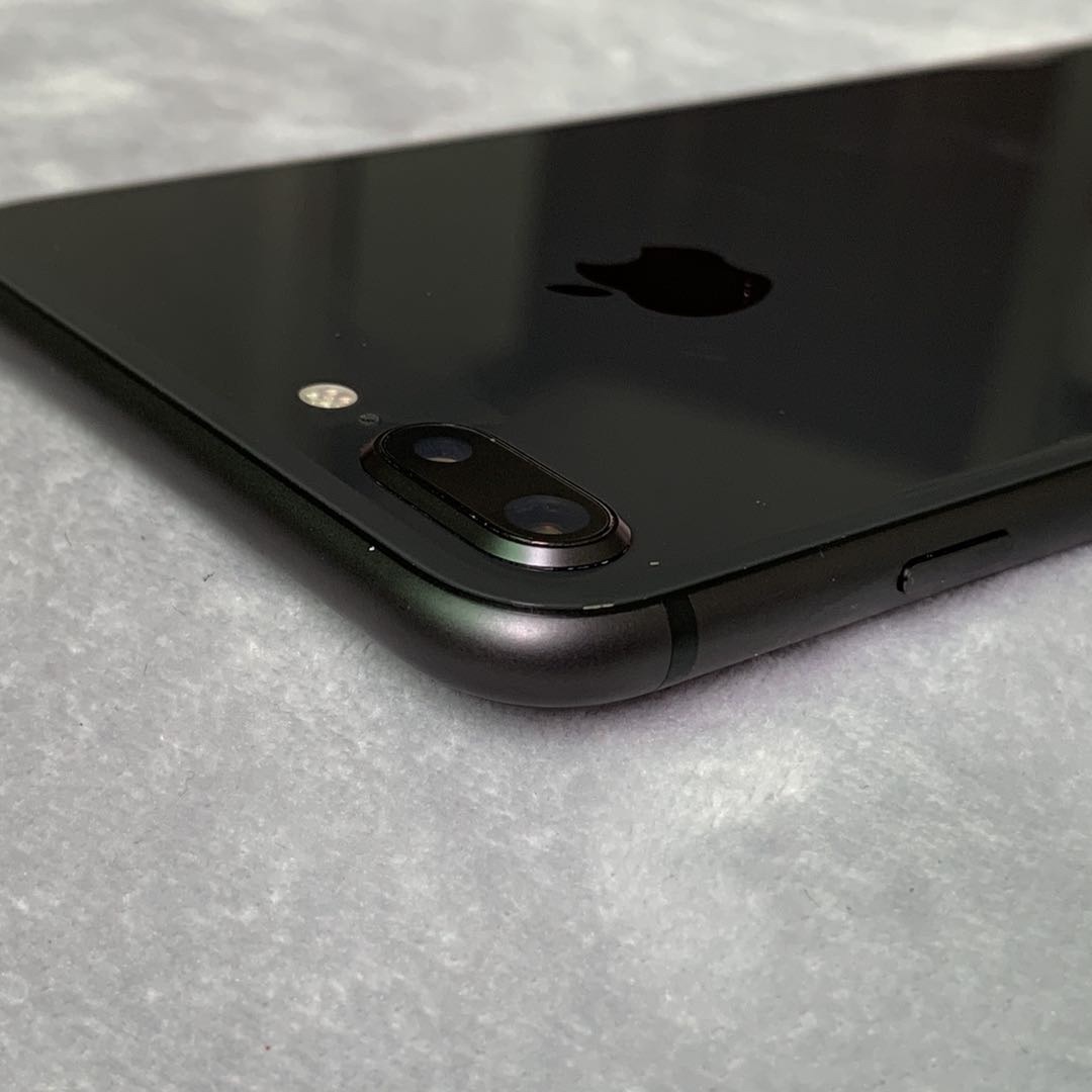 编号8132 9新 iphone8 plus 64g 黑色 全网通4g 国际版 苹果二手手机