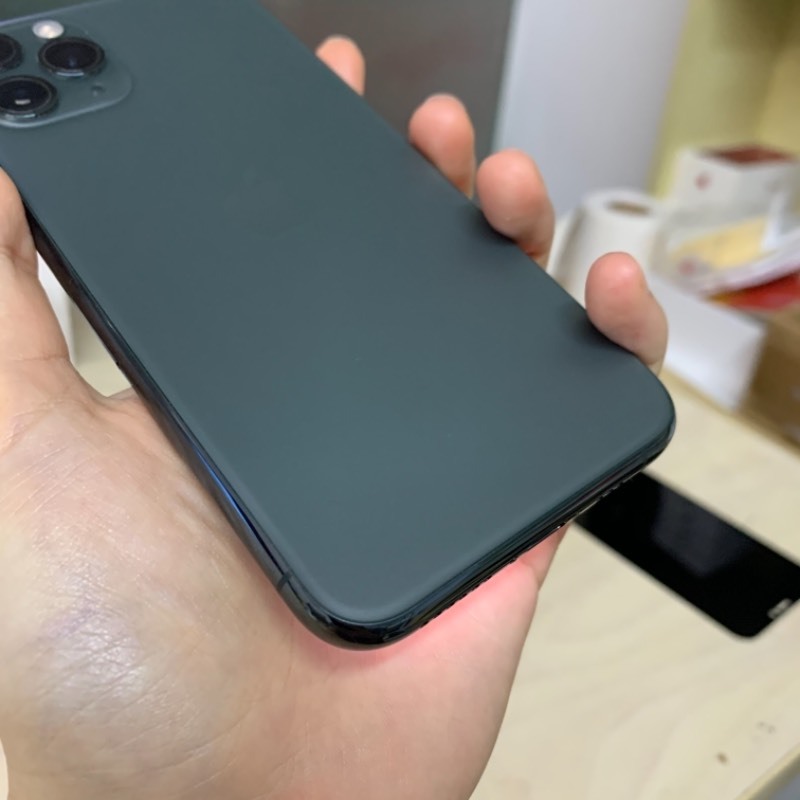 99新 苹果/iphone 11 pro 256gb 暗夜绿色 卡贴机 编号2040