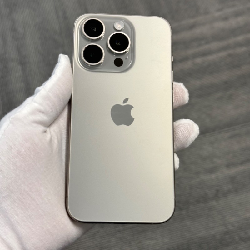 新机 苹果/iPhone 15 Pro 256GB 原色钛金属 有锁TM 编号14136 