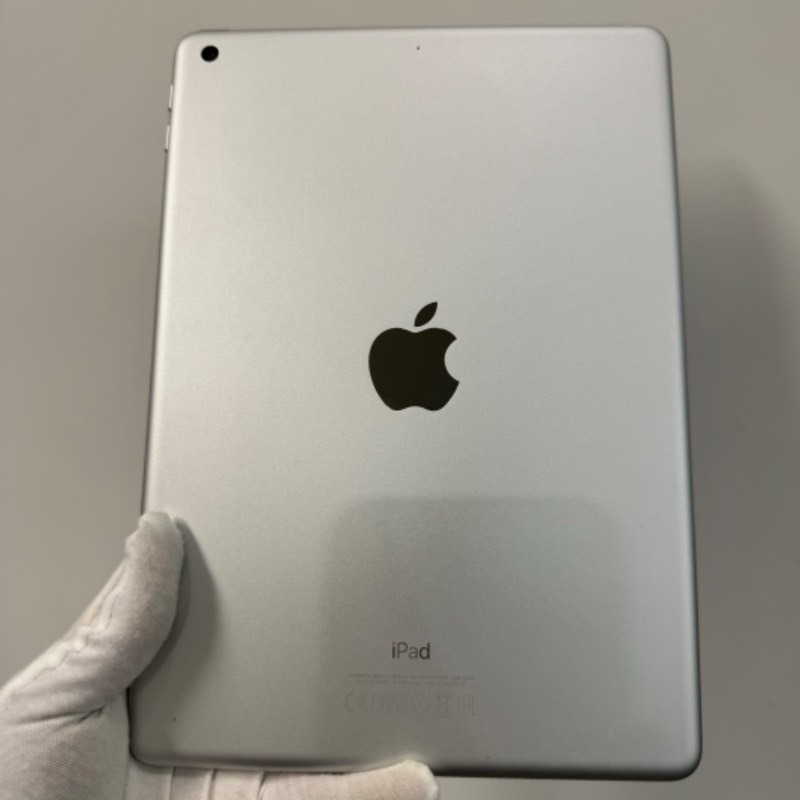 95新 iPad 5 128GB 银色 港澳台 编号6HLFF 