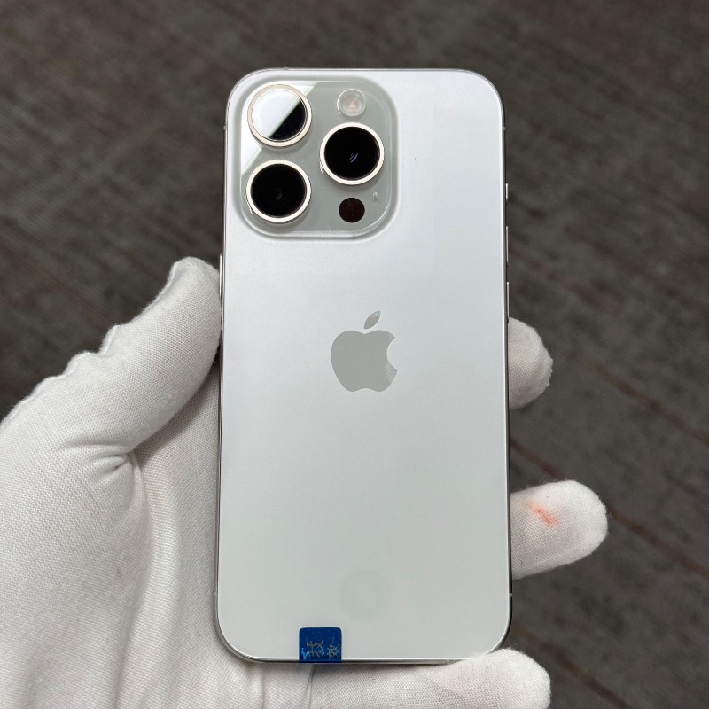 95新 苹果/iPhone 15 Pro 256GB 白色钛金属 sim卡限制TF 编号11487 