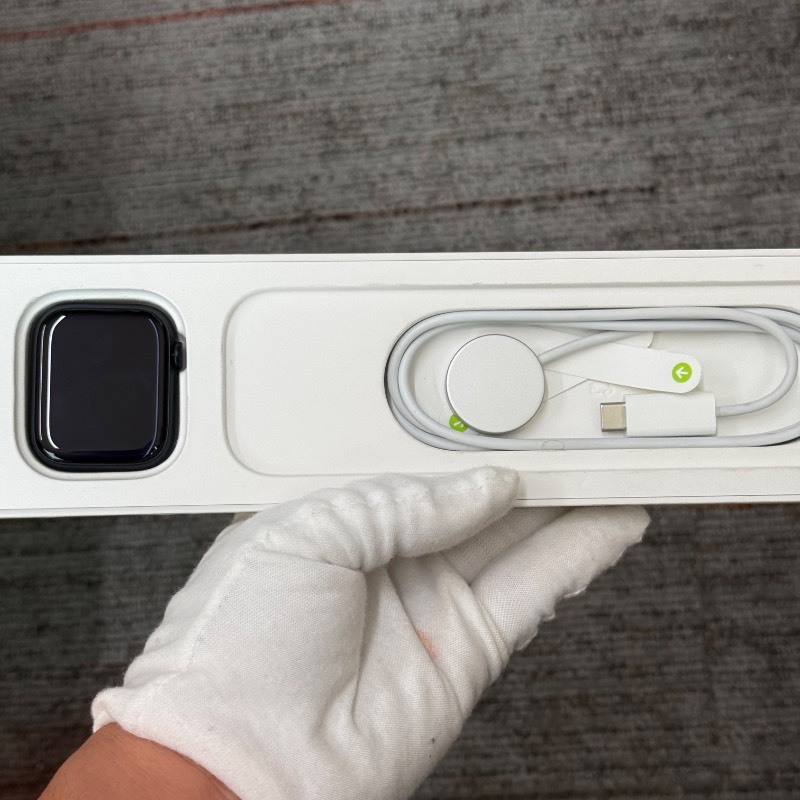 新机 Apple Watch Series 7 45mm 午夜色 GPS+蜂窝 编号03936 