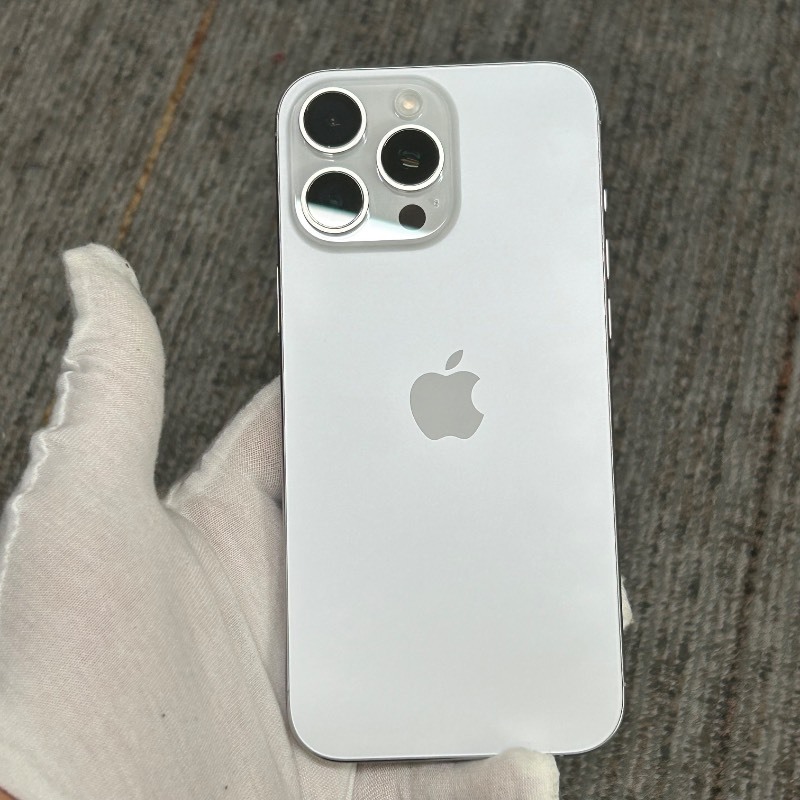95新 苹果/iPhone 16 Pro Max 256GB 白色钛金属 无锁版 编号38238 