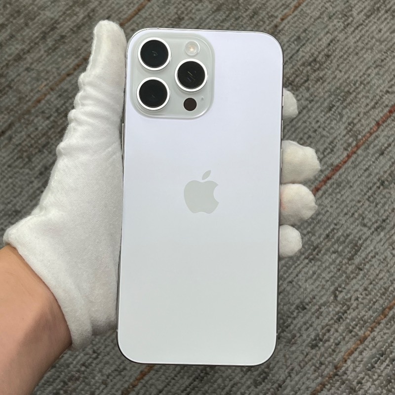 98新 苹果/iPhone 16 Pro Max 256GB 白色钛金属 无锁版 编号70723 