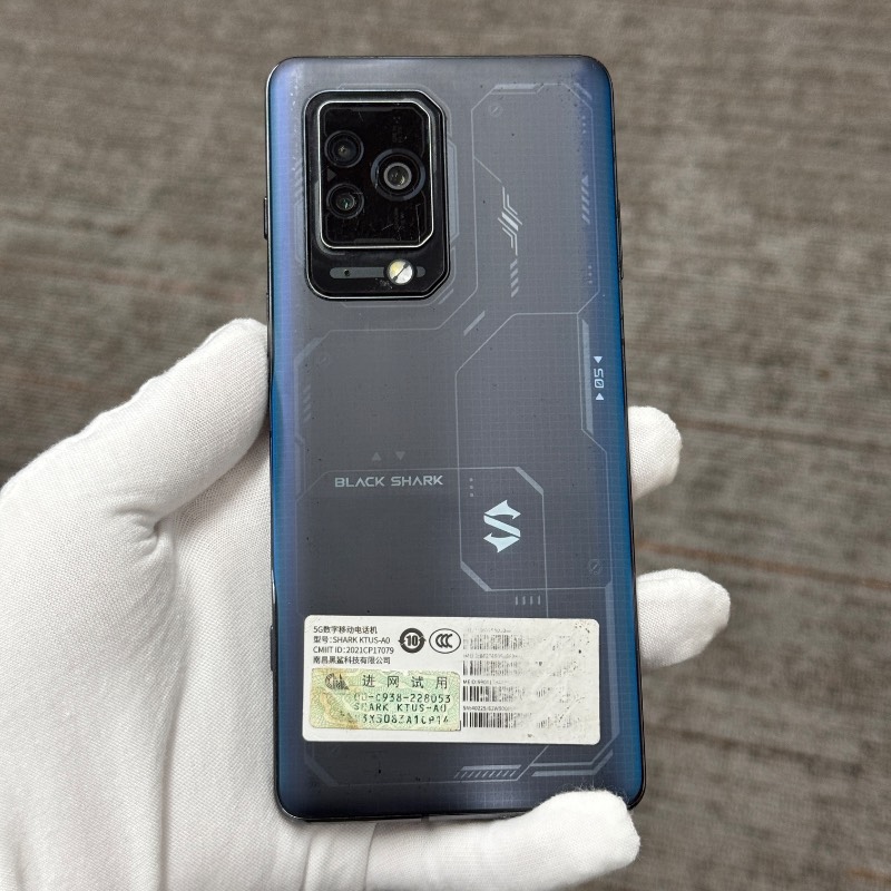 9新 黑鲨5 Pro 16+512 陨石黑 国行 编号83831 