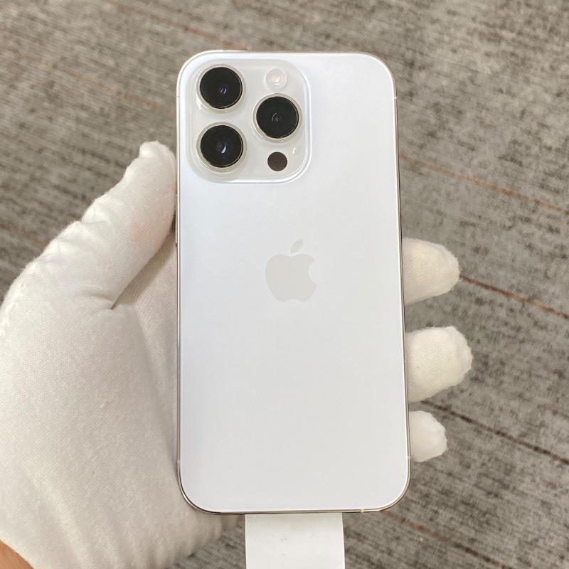 95新 苹果/iPhone 14 Pro 256GB 银色 无锁版 编号04411 