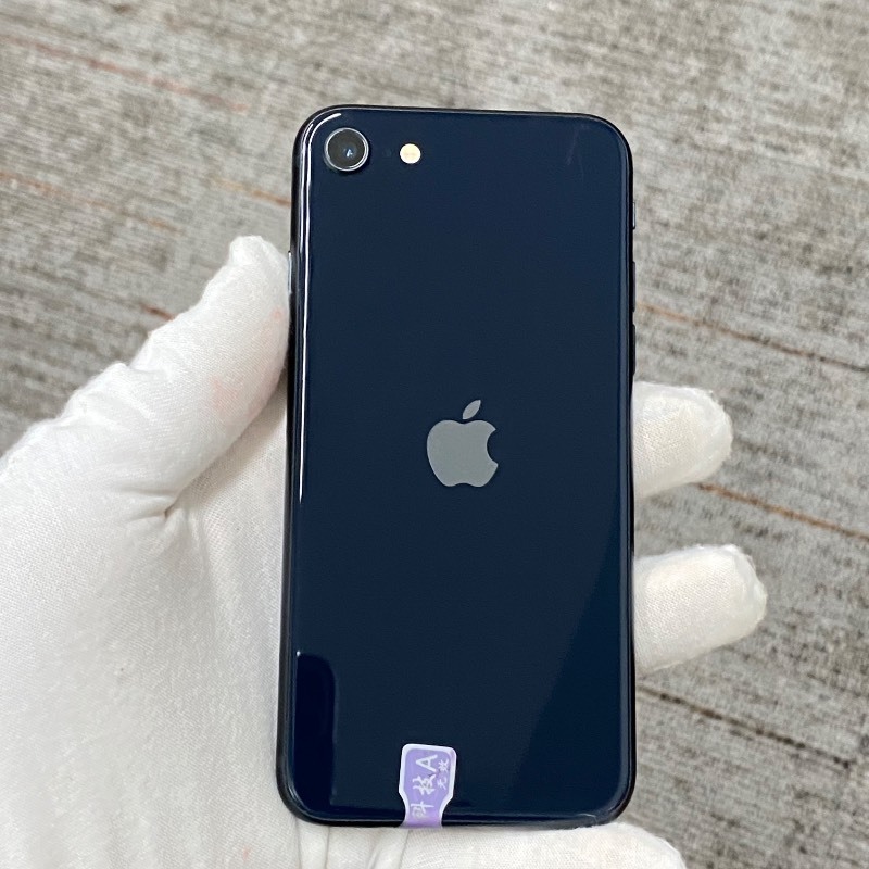 95新  苹果/iPhone SE 3 64GB 黑色 无锁版 编号73335 