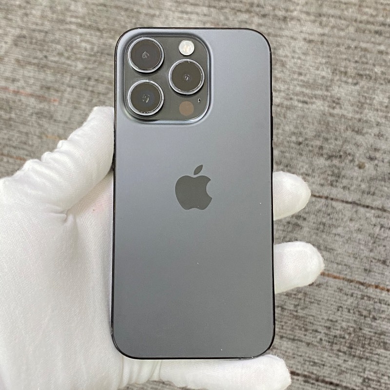 9新 苹果/iPhone 15 Pro 256GB 黑色钛金属 无锁版 编号41060 