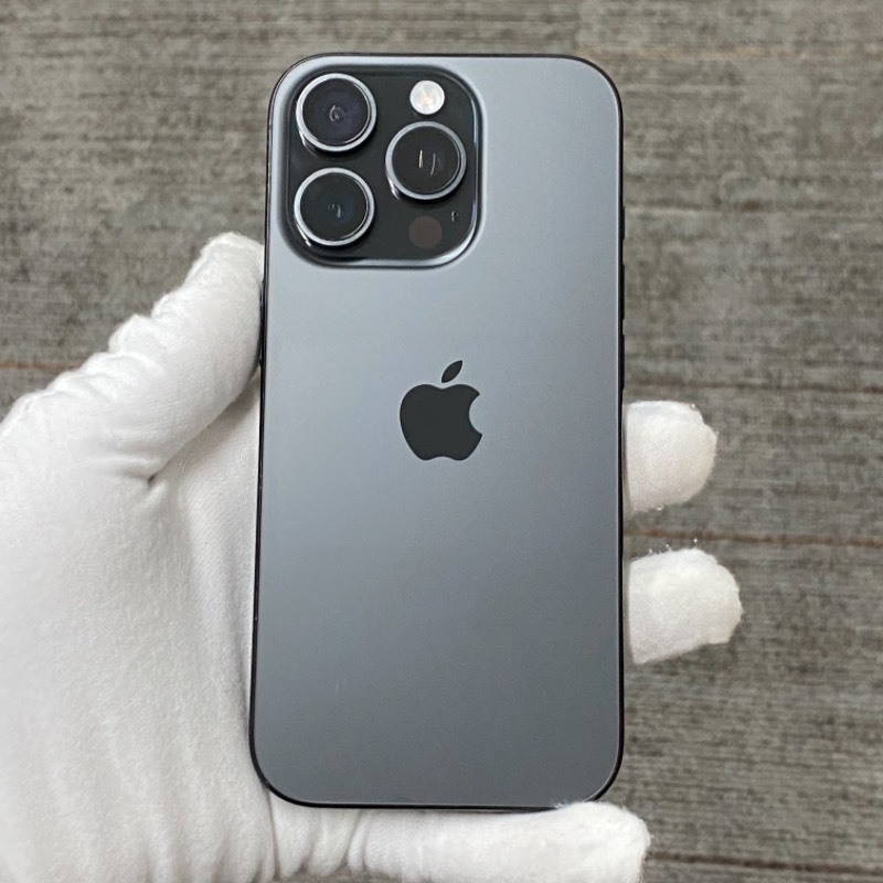 9新 苹果/iPhone 16 Pro 256GB 黑色钛金属 无锁版 编号04104 