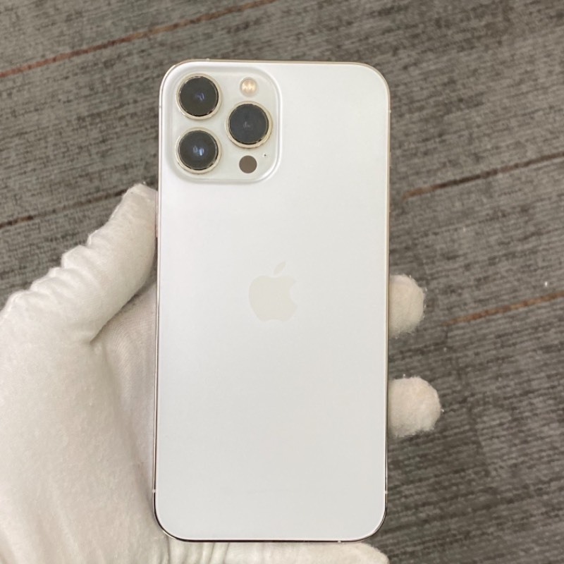 95新 苹果/iPhone 13 Pro Max 256GB 银色 无锁版 编号77374 