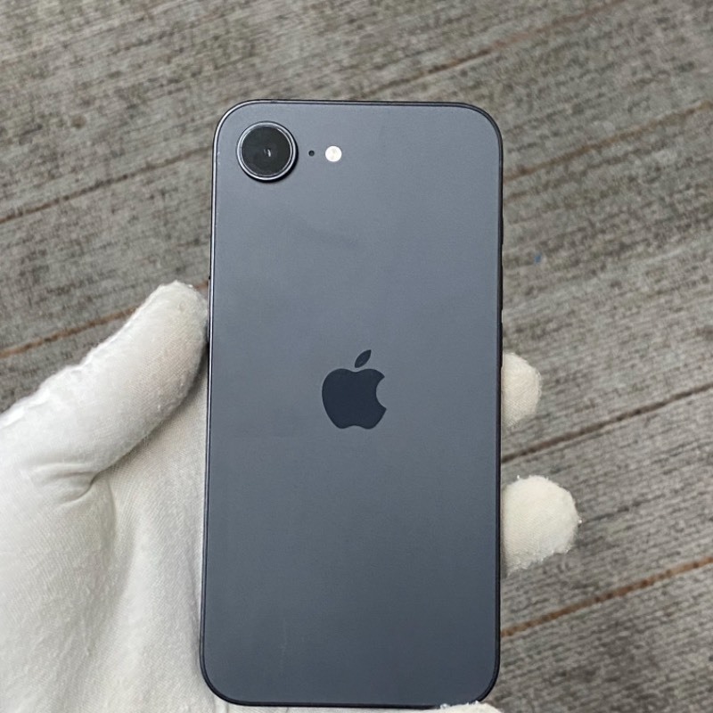 9新 苹果/iPhone 16e 128GB 黑色 无锁版 编号91702 