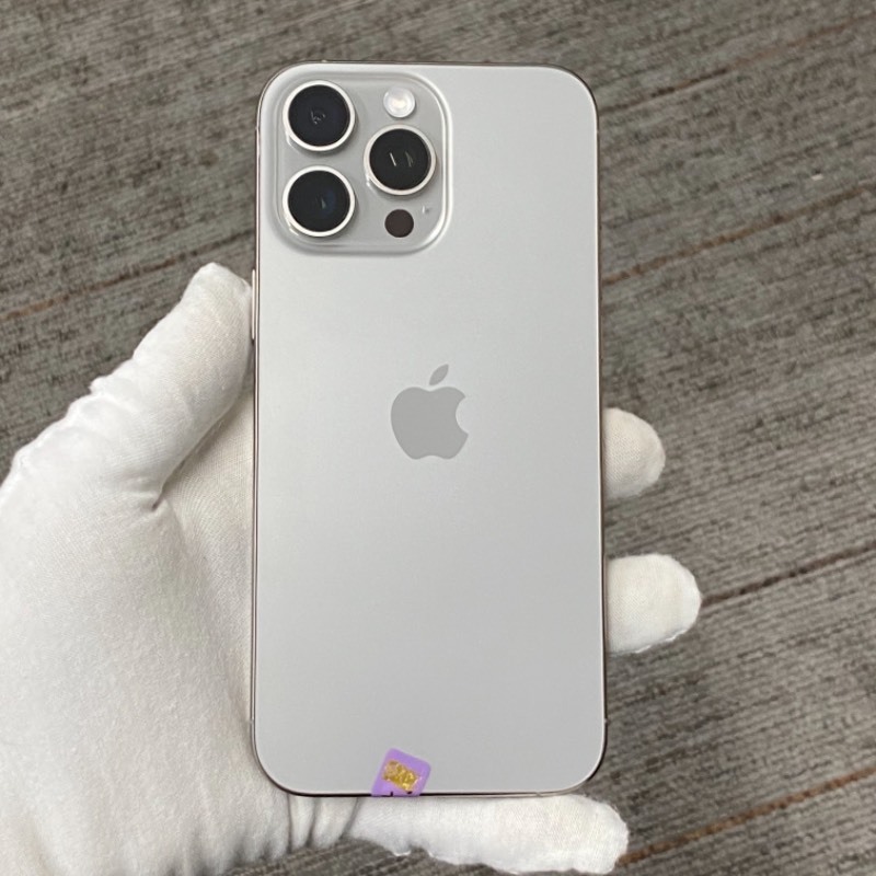 95新 苹果/iPhone 16 Pro Max 256GB 原色钛金属 sim卡限制T-Mobile 编号13498 