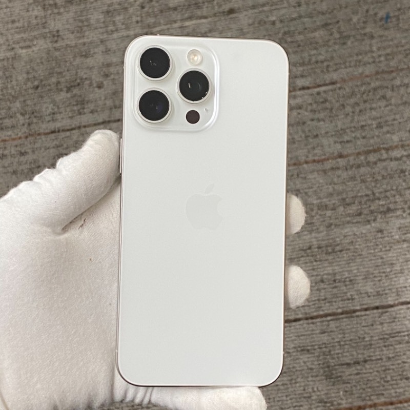 9新 苹果/iPhone 15 Pro Max 256GB 白色钛金属 sim卡限制ATT 编号77574 
