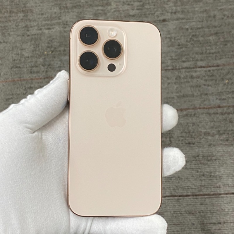 9新 苹果/iPhone 16 Pro 256GB 沙漠色钛金属 sim卡限制T-Mobile 编号31989 