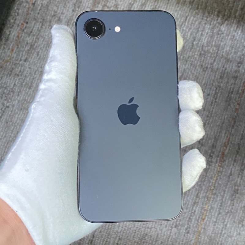 95新 苹果/iPhone 16e 128GB 黑色 sim卡限制ATT 编号64055 