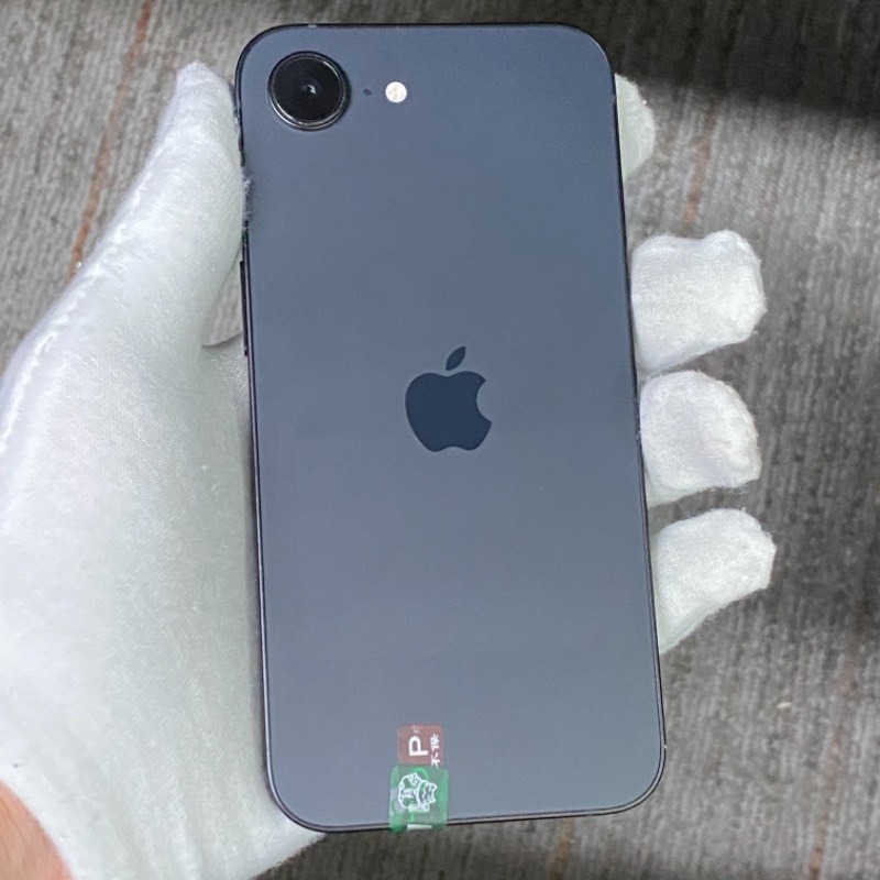 95新 苹果/iPhone 16e 128GB 黑色 sim卡限制ATT 编号39015 