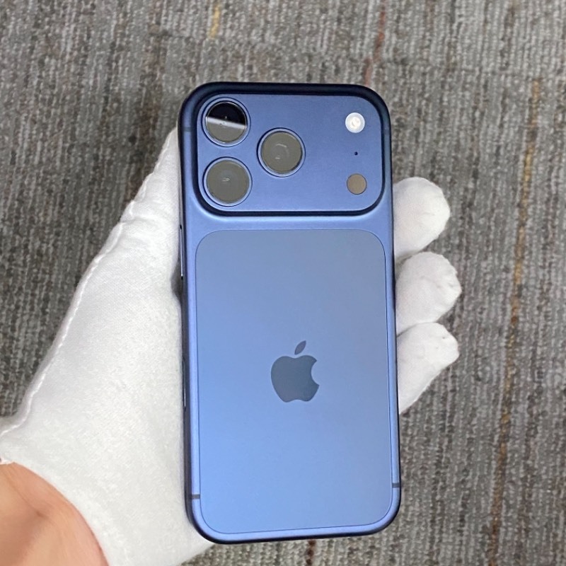 98新 苹果/iPhone 17 Pro 512GB 深蓝色 sim卡限制ATT 编号86734 