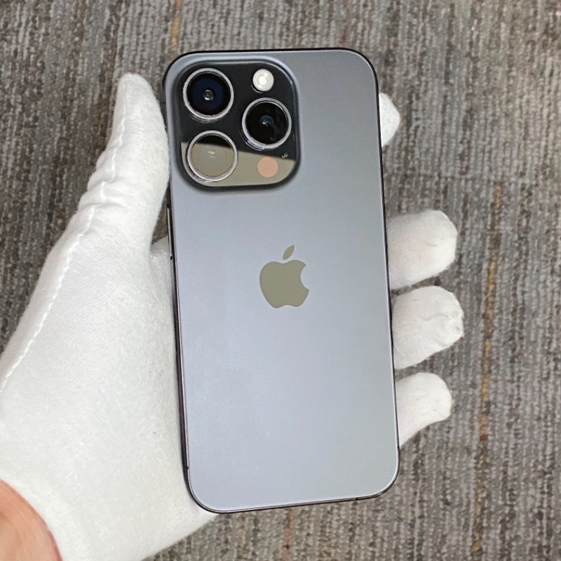 9新 苹果/iPhone 15 Pro 128GB 黑色钛金属 无锁版 编号18313 