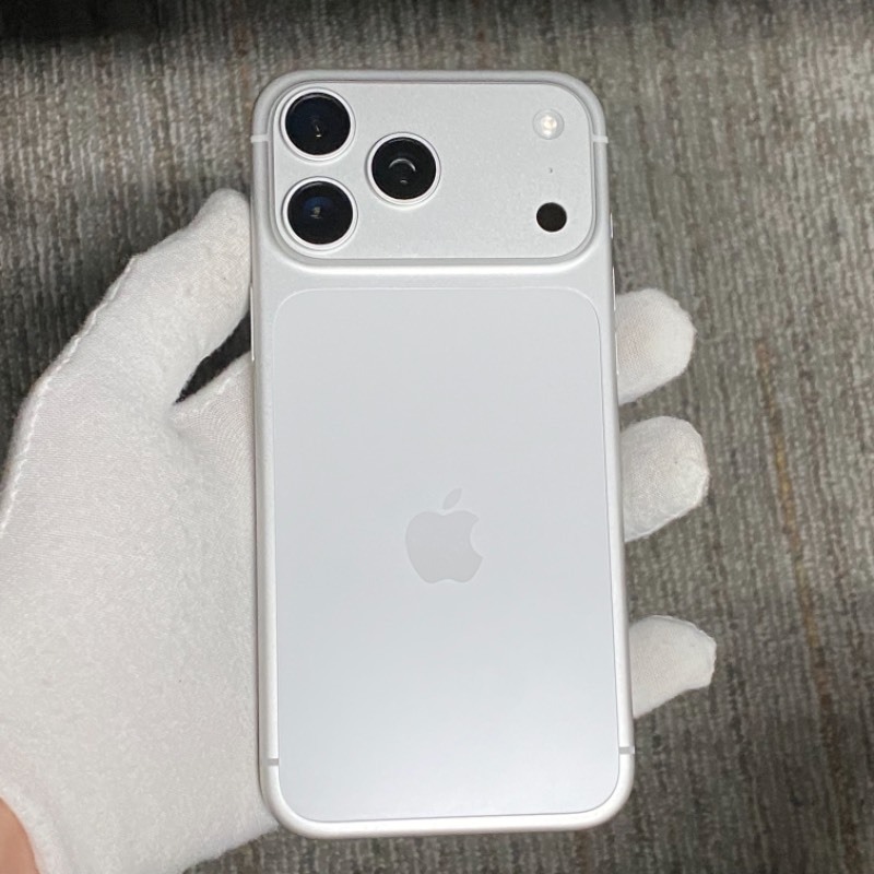 新机 苹果/iPhone 17 Pro Max 512GB 银色 sim卡限制Ver 编号00010 