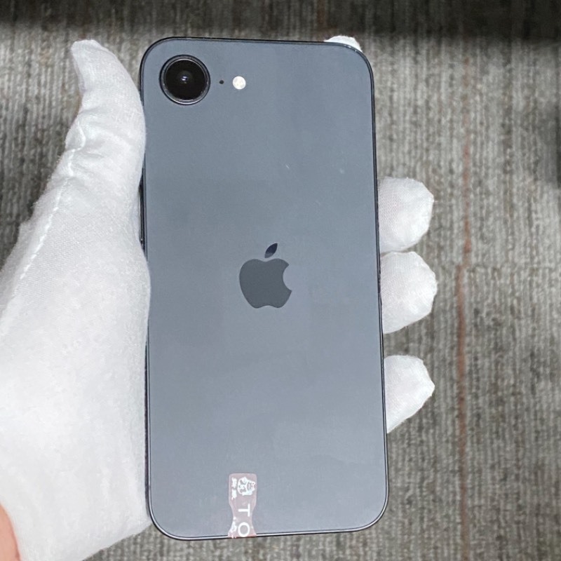 95新 苹果/iPhone 16e 128GB 黑色 无锁版 编号46615