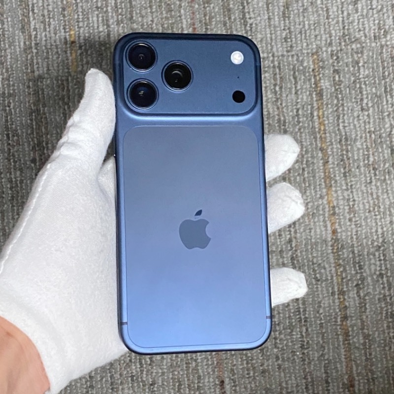 新机 苹果/iPhone 17 Pro Max 256GB 深蓝色 sim卡限制ATT 编号43116 