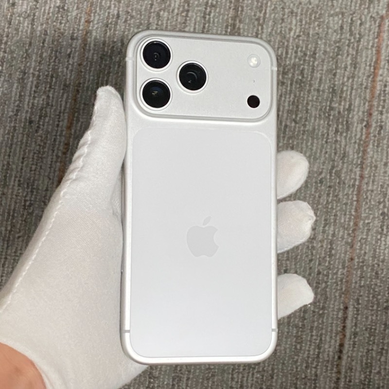 99新 苹果/iPhone 17 Pro Max 512GB 银色 sim卡限制Ver 编号08734 