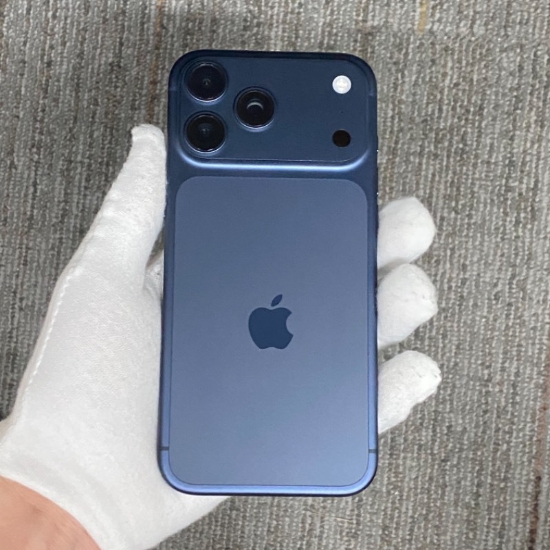 99新 苹果/iPhone 17 Pro Max 512GB 深蓝色 sim卡限制XF 编号11045 