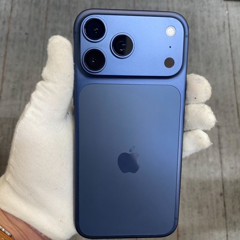 9新 苹果/iPhone 17 Pro Max 256GB 深蓝色 sim卡限制Ver 编号77783 