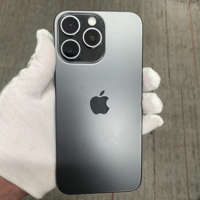9新 苹果/iPhone 15 Pro Max 256GB 黑色钛金属 sim卡限制T-Mobile 编号50028。