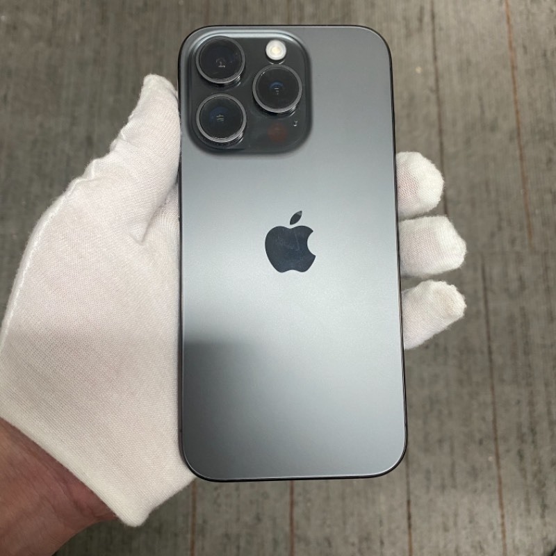 95新 苹果/iPhone 15 Pro 512GB 黑色钛金属 无锁版 编号02534 