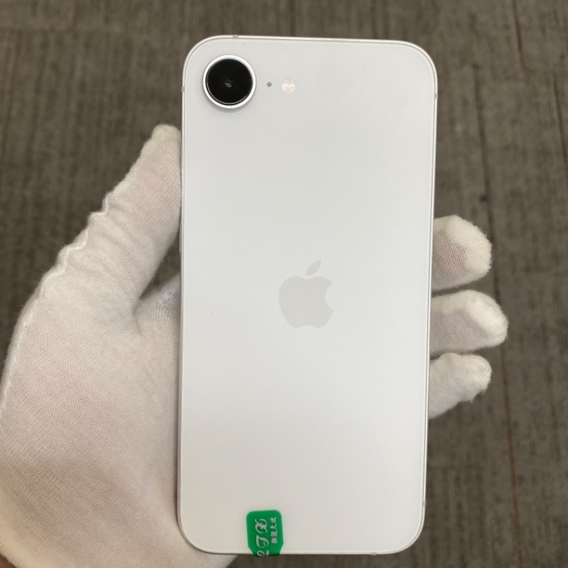 95新  苹果/iPhone 16e 128GB 白色 sim卡限制ATT 编号51279。