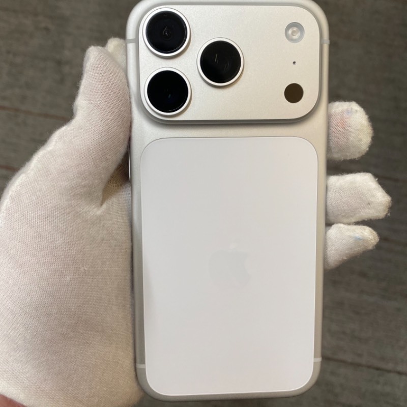 新机 苹果/iPhone 17 Pro 256GB 银色 sim卡限制ATT 编号38982 