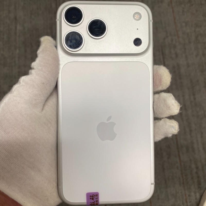 95新 苹果/iPhone 17 Pro Max 512GB 银色 sim卡限制ATT 编号29860 