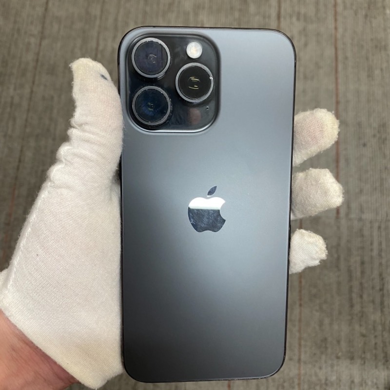 9新 苹果/iPhone 15 Pro Max 256GB 黑色钛金属 sim卡限制T-Mobile 编号34789 。
