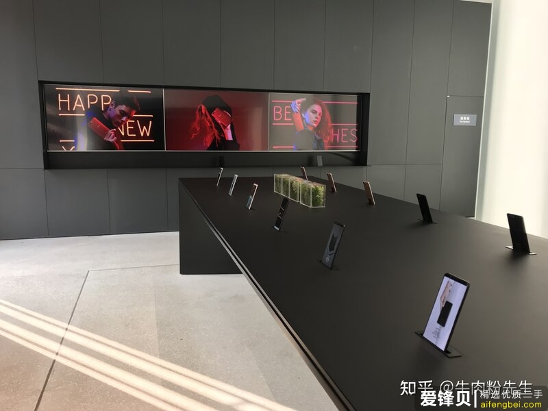 如何评价 OPPO 回应上海超级旗舰店关闭：将调整与升级门店，OPPO 线下模式如今效果如何？-2.jpg