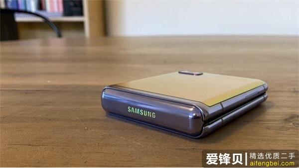 三星zflip5g评测性能最强的翻盖手机爱锋贝正品二手手机批发
