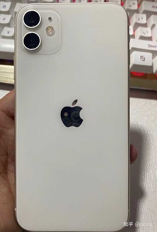 网友花3500买二手iPhone11-2.jpg