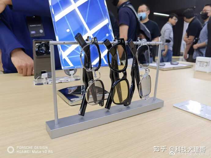 「一文汇总」华为发布显示器、耳机、笔记本、智慧屏等多款新品-4.jpg