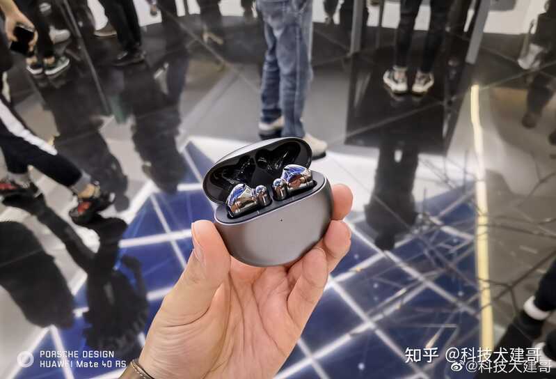 「一文汇总」华为发布显示器、耳机、笔记本、智慧屏等多款新品-7.jpg