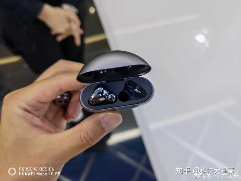 「一文汇总」华为发布显示器、耳机、笔记本、智慧屏等多款新品-9.jpg