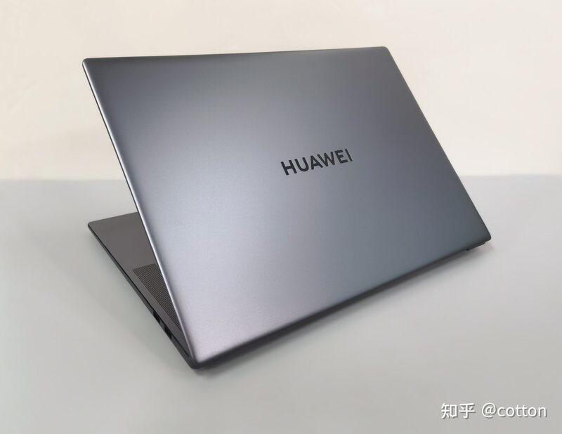 如何评价华为发布的 MateBook 16 ？有什么亮点和槽点？-1.jpg