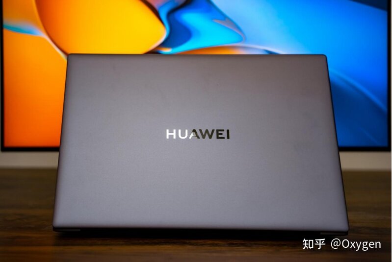 如何评价华为发布的 MateBook 16 ？有什么亮点和槽点？-1.jpg