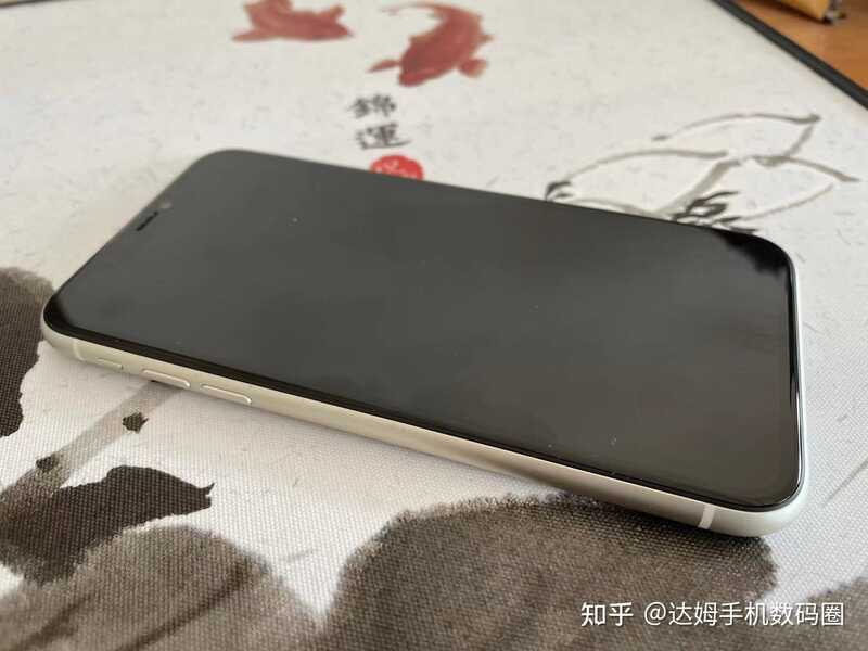 2021年了，iphoneXR、iphone11、iphone12哪款手机性价比更高？-2.jpg