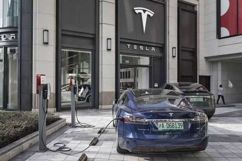 我就想问问买小鹏P7不买model3的人是什么心态？-2.jpg