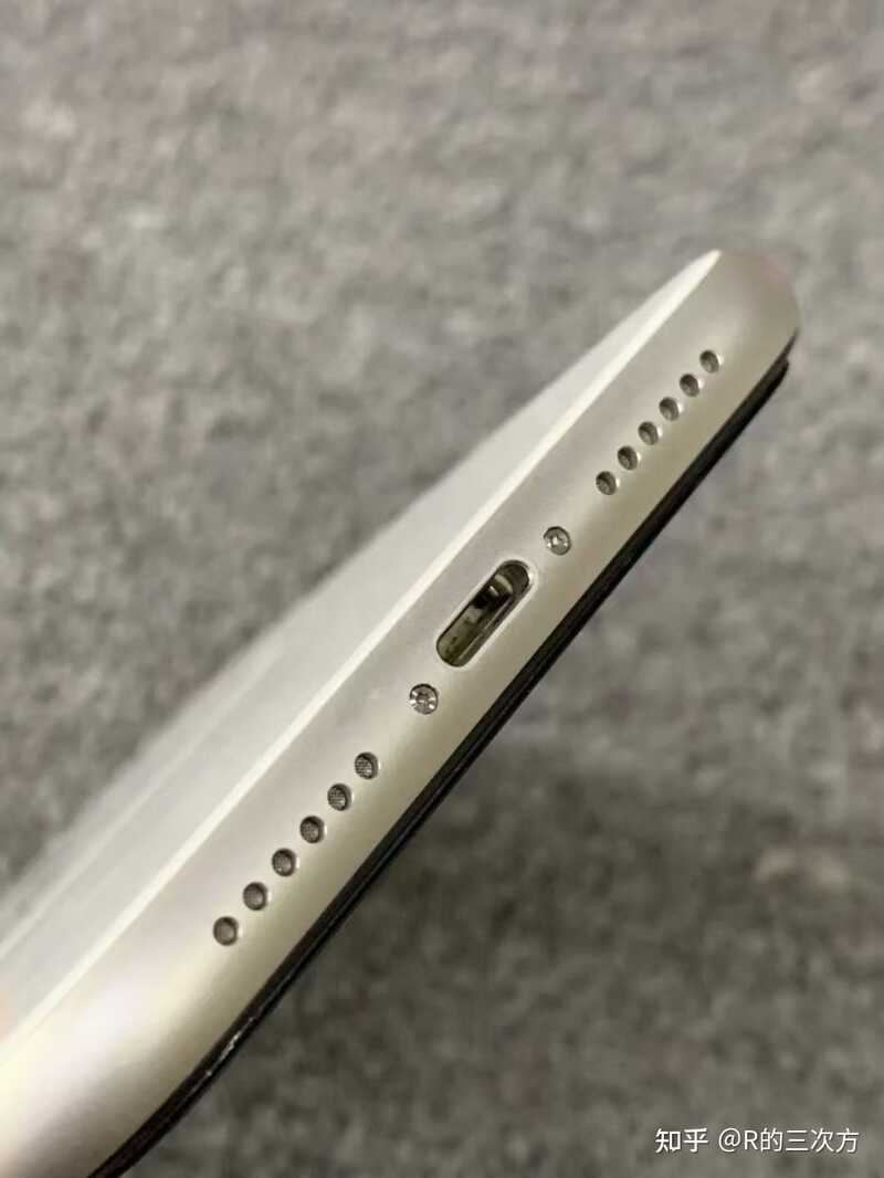 想买个苹果手机上大学用,买二手的iphone8p 性价比怎么样或者还有其他iphone系列的推荐吗？-1.jpg