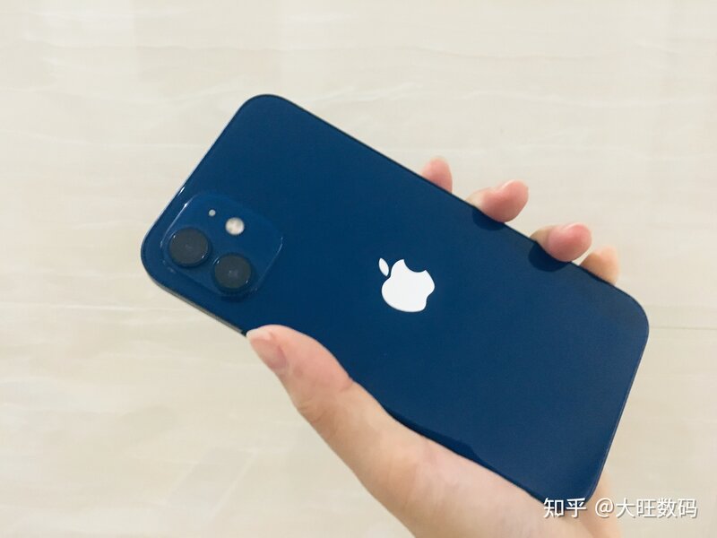 如何评价iphone12?-2.jpg