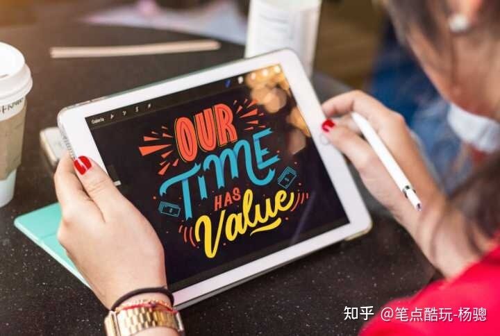 我是大学贫困生，手里有一万块高考奖金，可以买一个iPad吗 ...-2.jpg