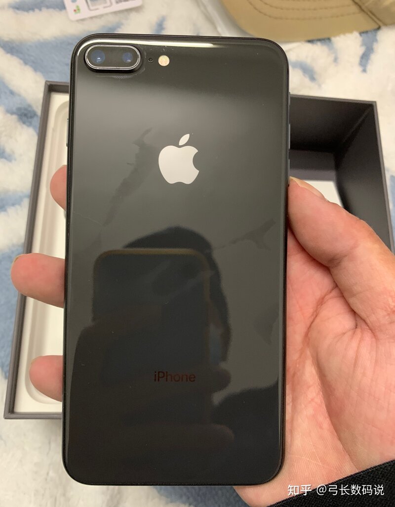 快2021了还值得入手iPhone8P吗？-2.jpg