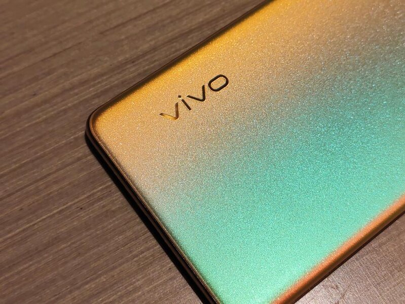 如何评价 12 月 22 日 vivo 发布的 S12 系列？-5.jpg