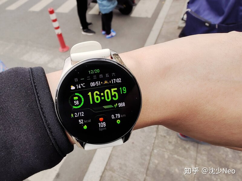 如何评价 12 月 22 日发布的 vivo WATCH 2 ？有哪些亮点和 ...-7.jpg